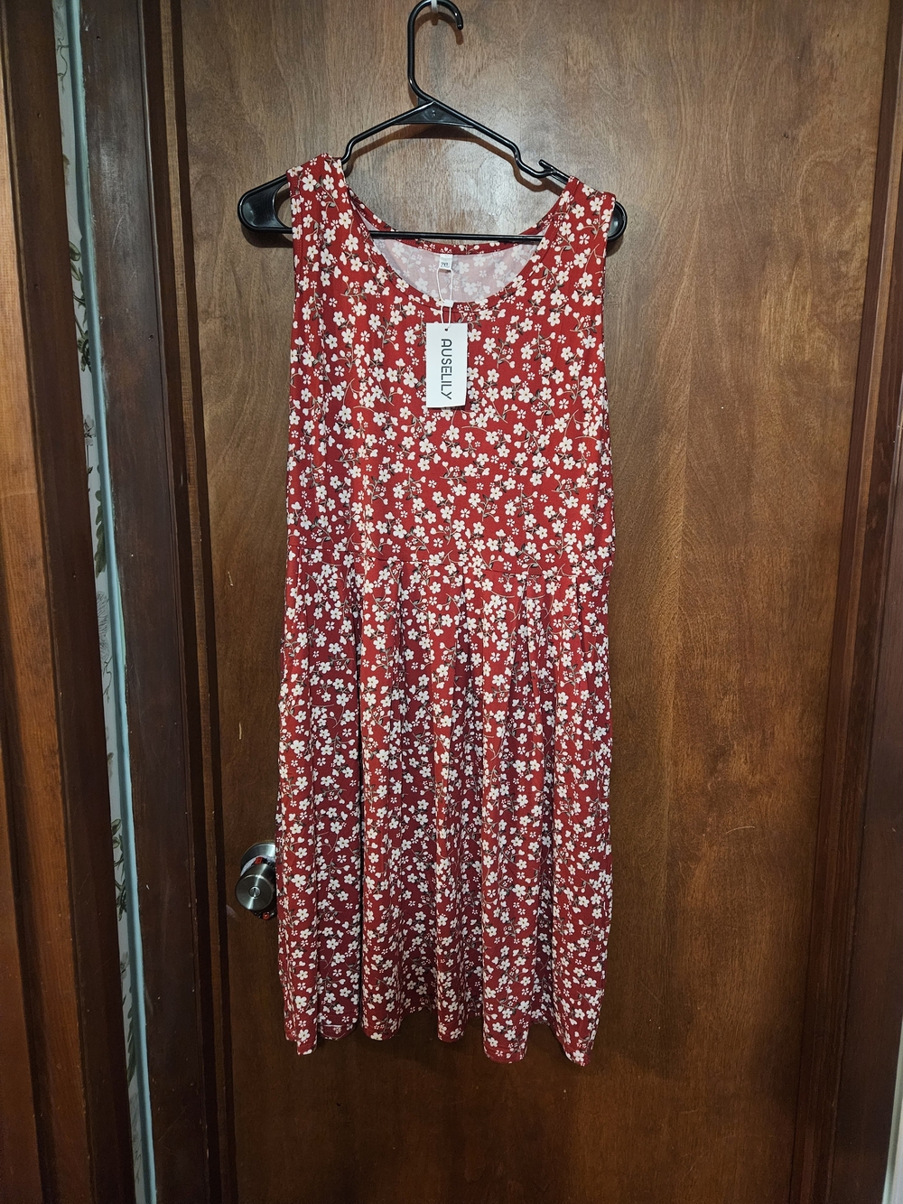 Auselily Red Floral Midi Dress with Sleeveless Scoop Neck